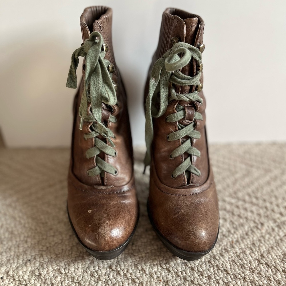 Frye Mimi Lace Up Brown Leather Boot Size 7.5